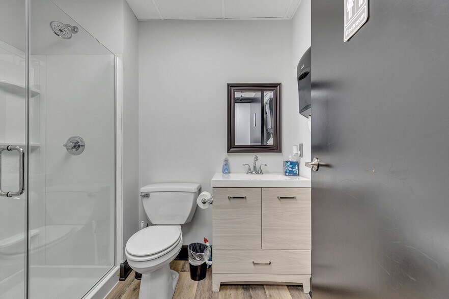 More Photos Of 2617 Grandview Ave, Nashville Office For Lease