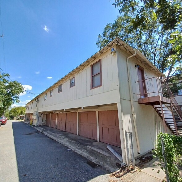 More Photos Of 219 W Magnolia Ave, San Antonio Apartments For Sale