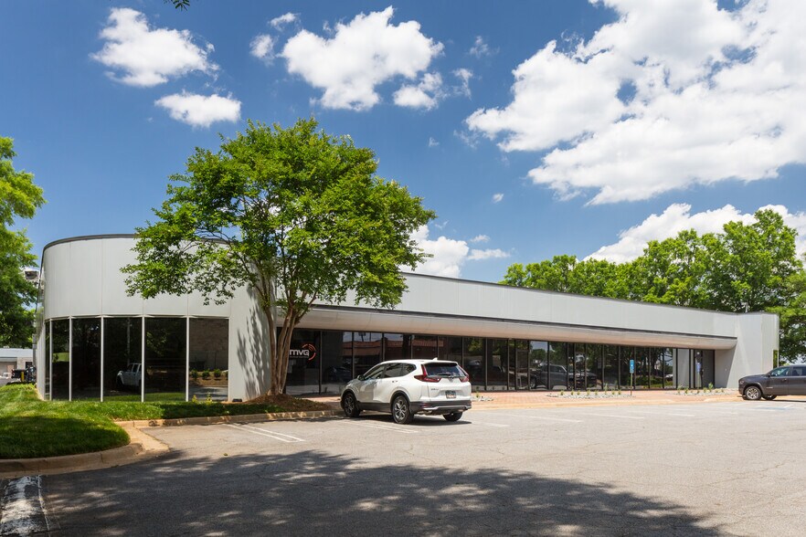 More Photos Of 425 Franklin Gateway SE, Marietta Unknown For Lease