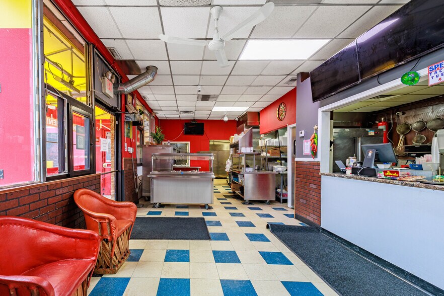 More Photos Of 4117 W 47th St, Chicago General Retail For Sale