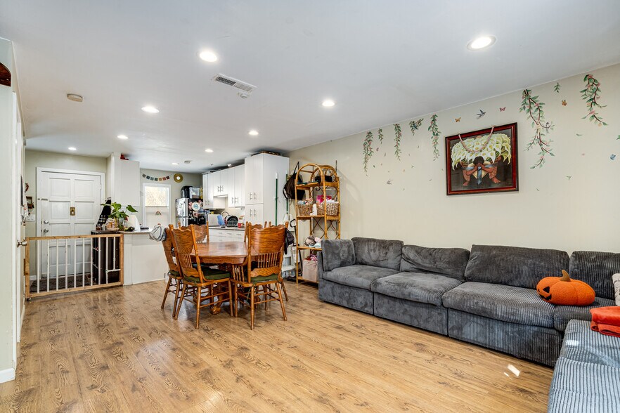 More Photos Of 133 W Agua Caliente Rd, Sonoma Apartments For Sale