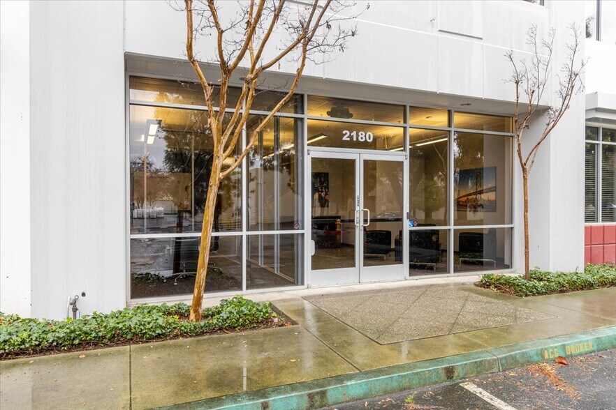 More Photos Of 2180 Ringwood Ave, San Jose Light Distribution For Sale