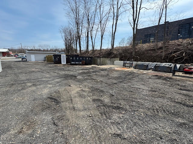 More Photos Of 7 Ruscitti Rd, New Windsor Township Flex For Lease