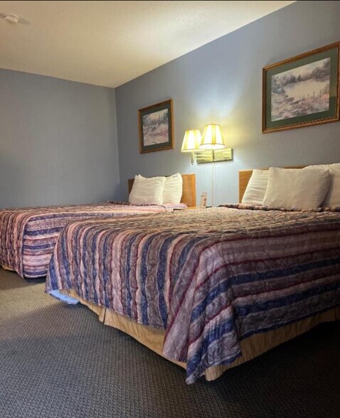 More Photos Of 1180 W Frontage Rd, Owatonna Hotel For Sale