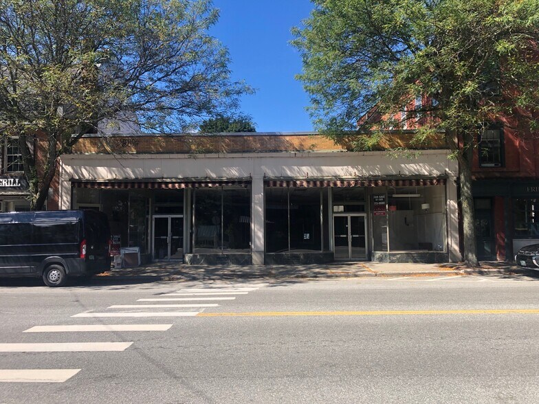 More Photos Of 64-68 Main St, Windsor Storefront For Lease