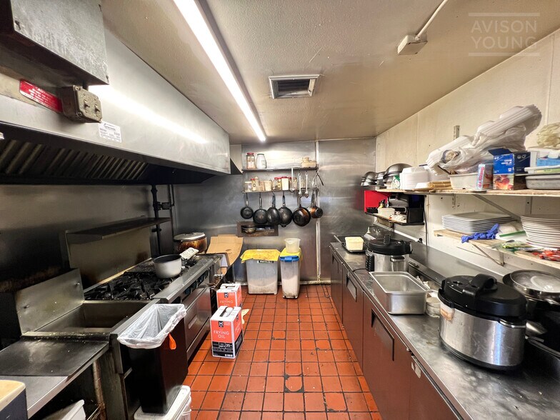 More Photos Of 1550-1560 State Road 436, Winter Park Restaurant For Lease