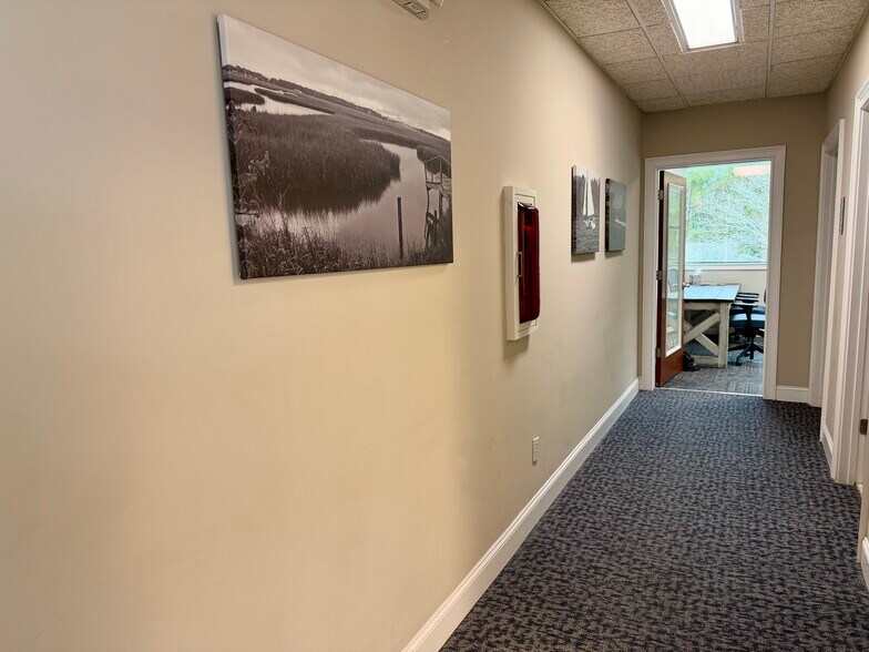 More Photos Of 1442 Military Cutoff Rd, Wilmington Medical For Lease