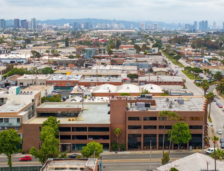 Primary Photo Of 1661-1669 Lincoln Blvd, Santa Monica Office For Lease