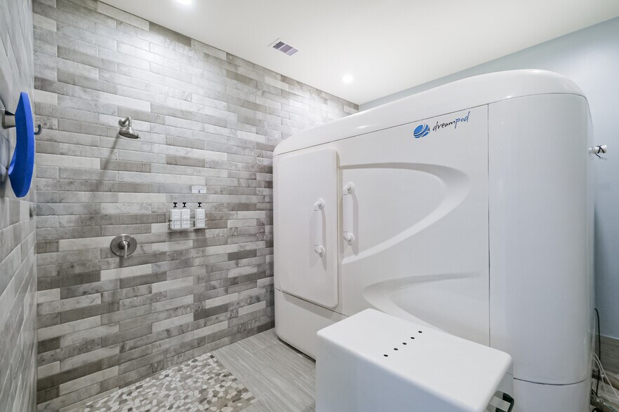 More Photos Of 21733 Provincial Blvd, Katy Loft Creative Space For Sale