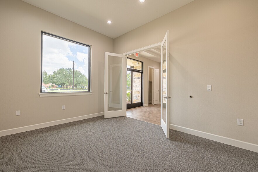 More Photos Of 4220 Cartwright Rd, Missouri City Medical For Sale