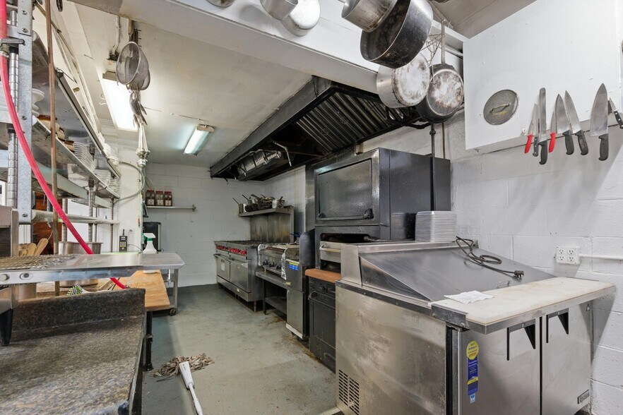 More Photos Of 581 US Route 9, Schroon Lake Restaurant For Sale