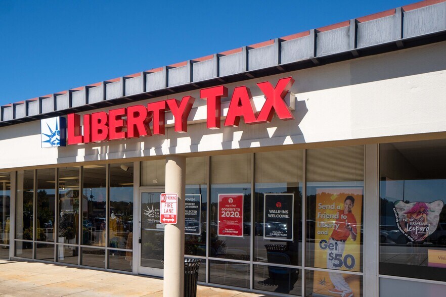 More Photos Of 1008 Crossroads Dr, Statesville Unknown For Lease