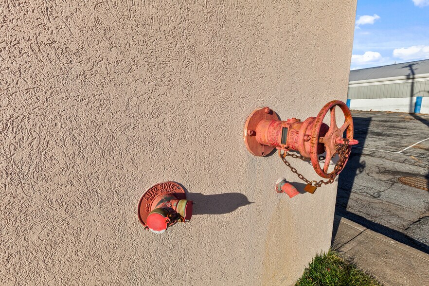 More Photos Of 1227 W Liberty St, Allentown Medical For Sale