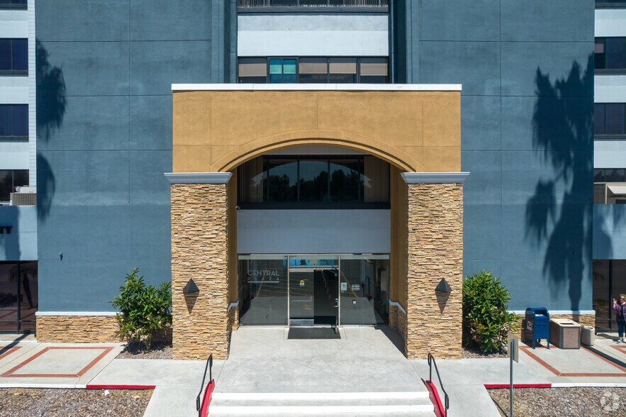 More Photos Of 3590 Central Ave, Riverside Unknown For Lease