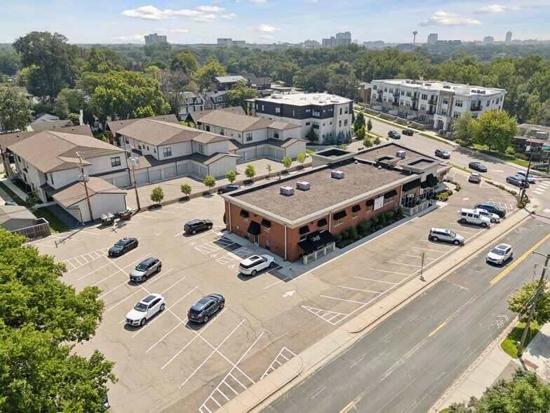 More Photos Of 4420 Valley View Rd, Edina Office For Lease