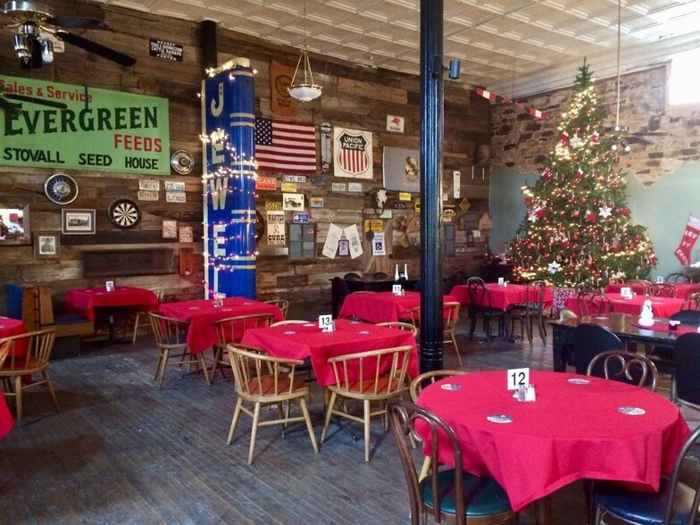 More Photos Of 104 S 2nd St, Okemah Restaurant For Sale