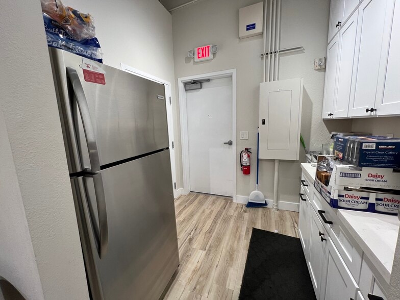 More Photos Of 15411 W Waddell Rd, Surprise Storefront For Lease