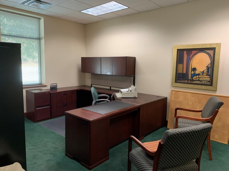 More Photos Of 6801 Augusta Rd, Greenville Warehouse For Sale