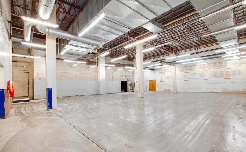 More Photos Of 5060 Montclair Plaza Ln, Montclair Unknown For Lease