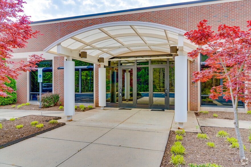 More Photos Of 11125 Forest Pines Dr, Raleigh Medical For Sale