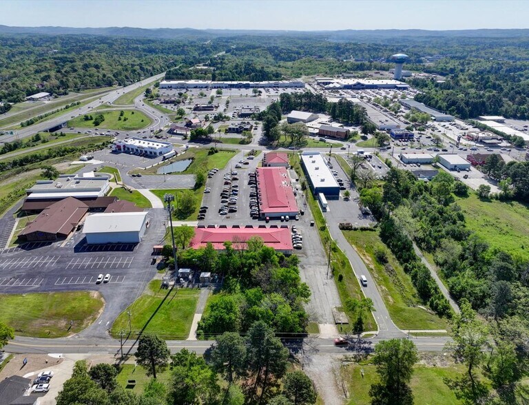 More Photos Of , Hot Springs General Retail For Sale