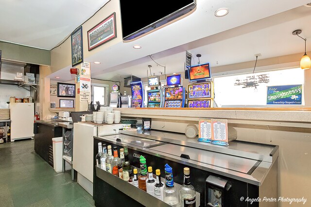 More Photos Of 25344 W Richmond Ave, Antioch Bar For Sale
