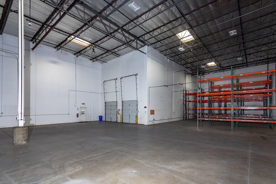 More Photos Of 10730 Bell Ct, Rancho Cucamonga Warehouse For Lease