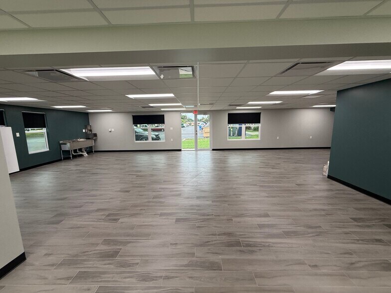 More Photos Of 7900 Dr. Martin Luther King, J St N, Saint Petersburg Medical For Lease