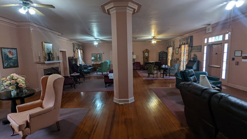 More Photos Of 614 Chaffee St, Talladega Assisted Living For Sale