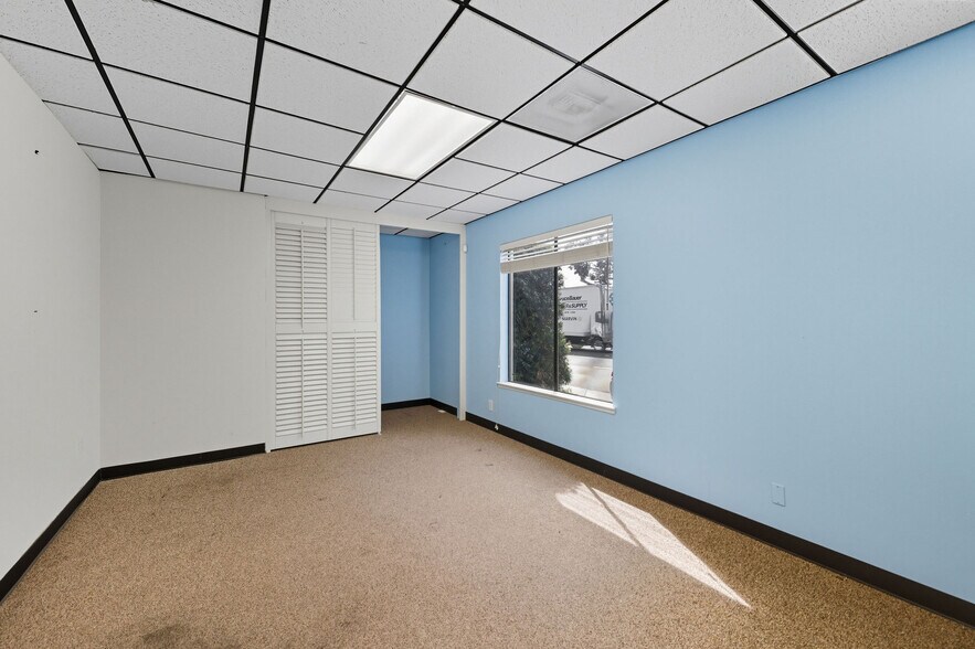 More Photos Of 1021 S El Camino Real, San Mateo Office For Sale