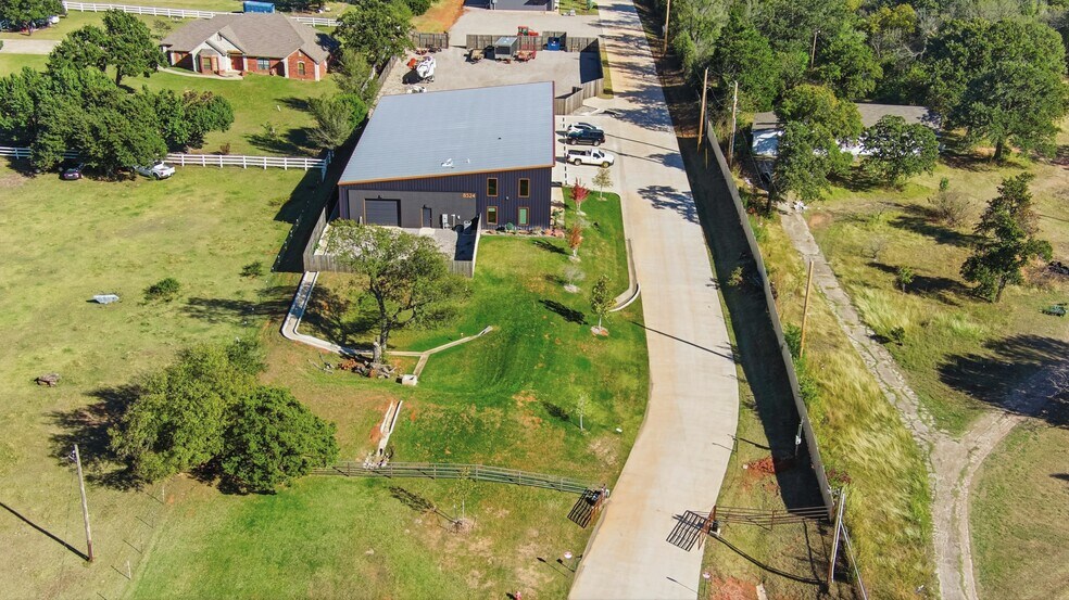 More Photos Of 8524 N Sooner Rd, Oklahoma City Industrial For Lease
