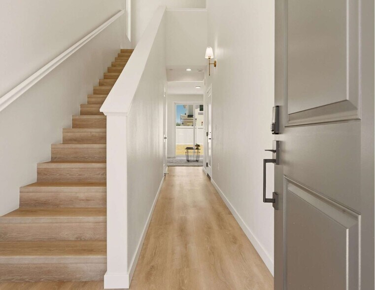 More Photos Of 5852 Norwood Ave, Riverside Multifamily For Sale
