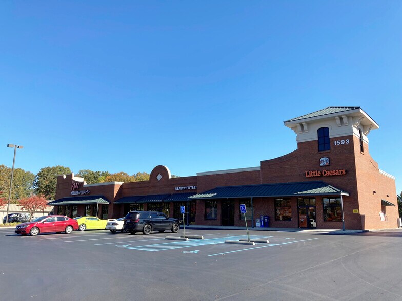 More Photos Of 1593 Hughes Rd, Madison Unknown For Lease