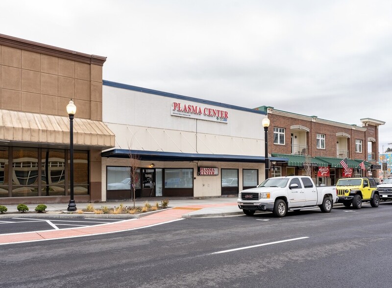 Primary Photo Of 320 E Main St, Pullman Storefront Retail Office For Sale