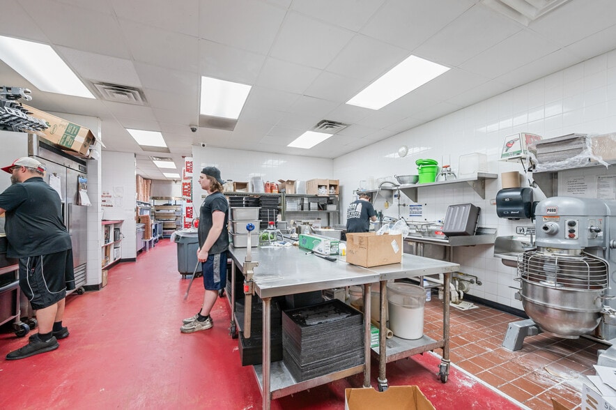 More Photos Of 8826 34 Rd, Cadillac Storefront For Sale