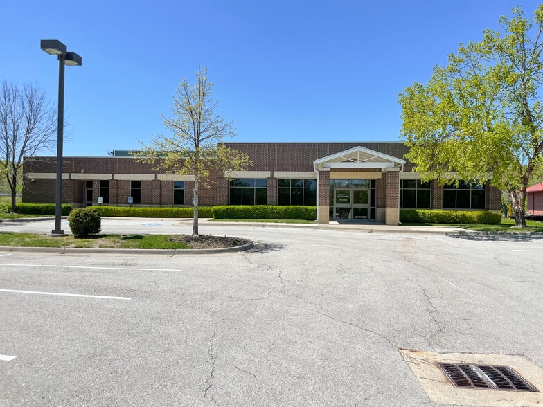 More Photos Of 4820 S Arrowhead Dr, Independence Medical For Lease