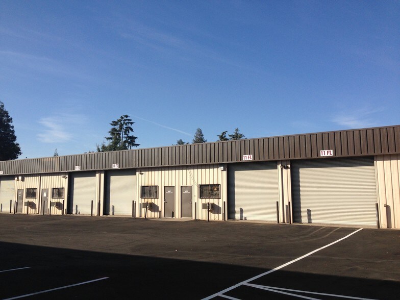 More Photos Of 1330 N Hulbert Ave, Fresno Warehouse For Lease