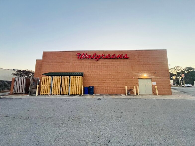 More Photos Of 103 Greenville Blvd SE, Greenville Drugstore For Lease