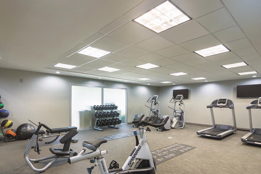 More Photos Of 930 Ed Noble Pky, Norman Hotel For Sale
