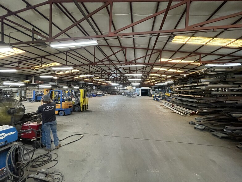 More Photos Of 3489 All American Blvd, Orlando Warehouse For Sale