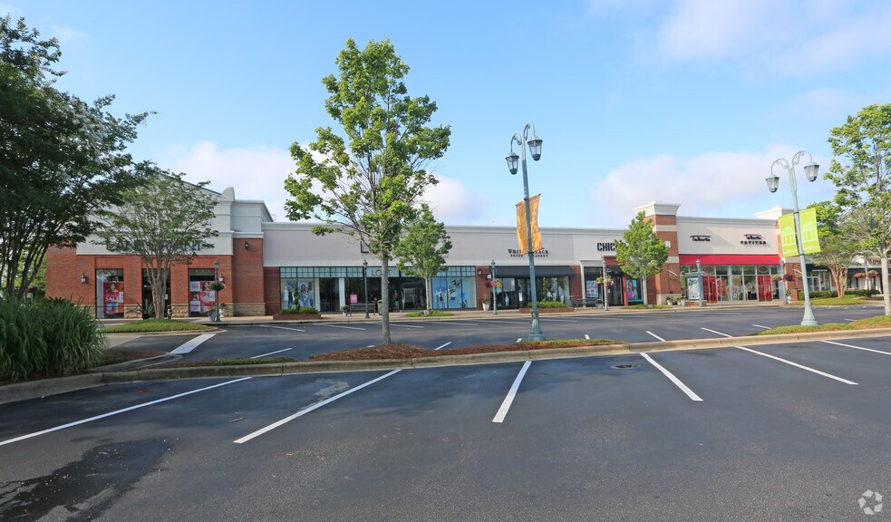 More Photos Of 7274 EastChase Pky, Montgomery Unknown For Lease