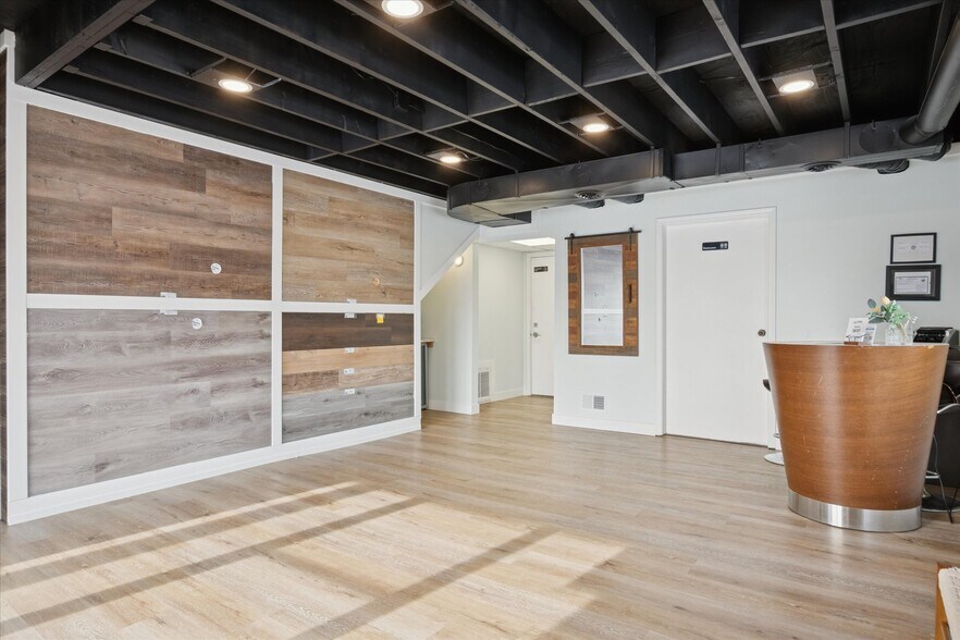 More Photos Of 36050 Goddard Rd, Romulus Auto Repair For Sale