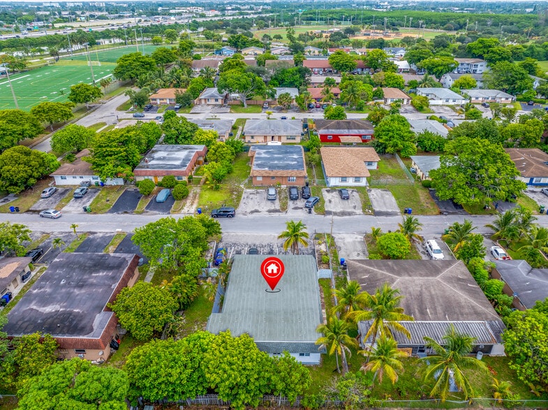 More Photos Of 1480 NW 20th Ct, Fort Lauderdale Apartments For Sale