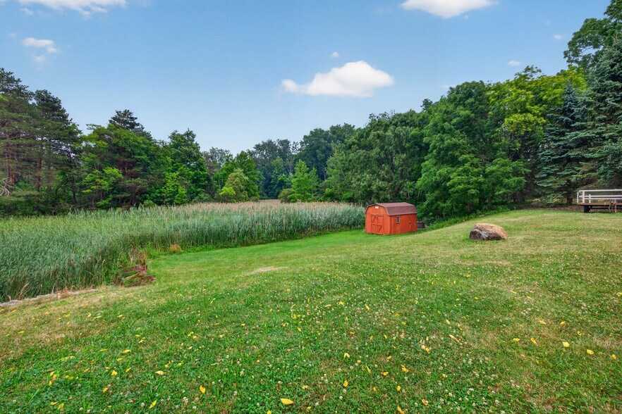 More Photos Of 3405 Orchard Park Rd, Orchard Park Office Residential For Sale