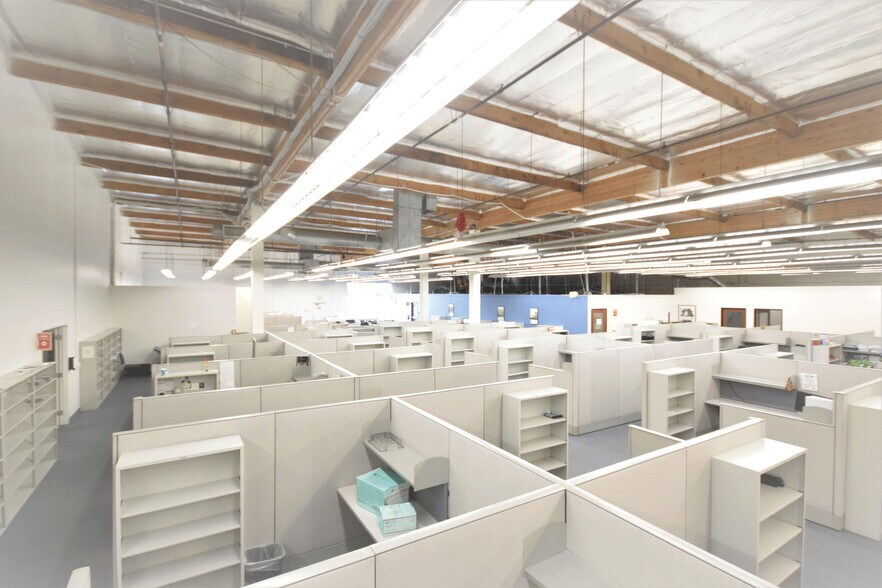 More Photos Of 1021-1051 S Meridian Ave, Alhambra Flex For Lease