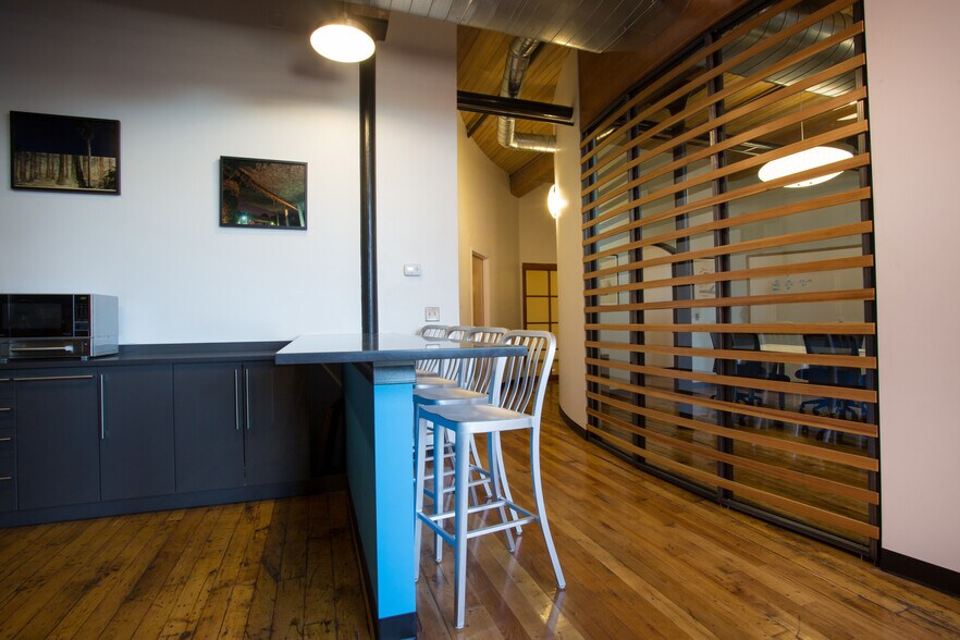 4 Open Square Way, Holyoke, MA 01040 Lofts/Showrooms For Lease