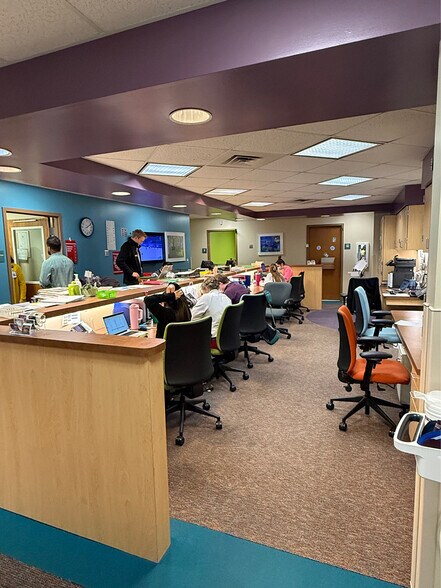 More Photos Of 16909 Q St, Omaha Medical For Lease