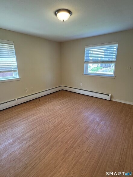 More Photos Of 174-176 Hillside Ave, Hartford Apartments For Sale