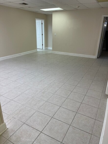 More Photos Of 701 N Hercules Ave, Clearwater Medical For Lease