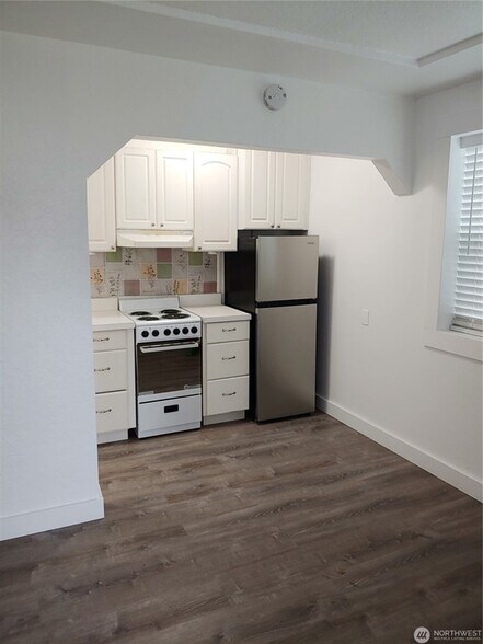 More Photos Of 1700 California Ave S, Long Beach Apartments For Sale
